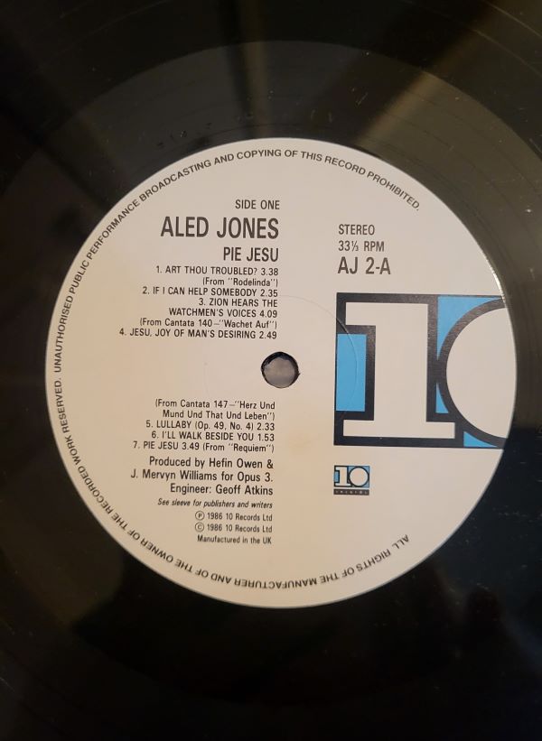 pie jesu | aled jones